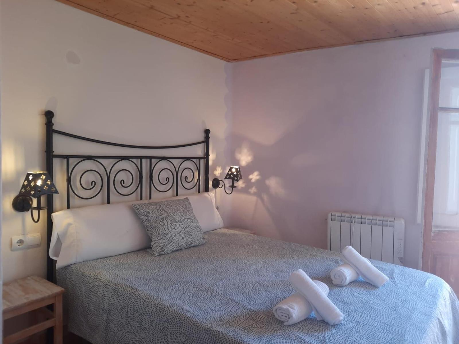 Casa Rural Cal Rocco Porta Del Pirineu Pobla de Segur Exteriör bild